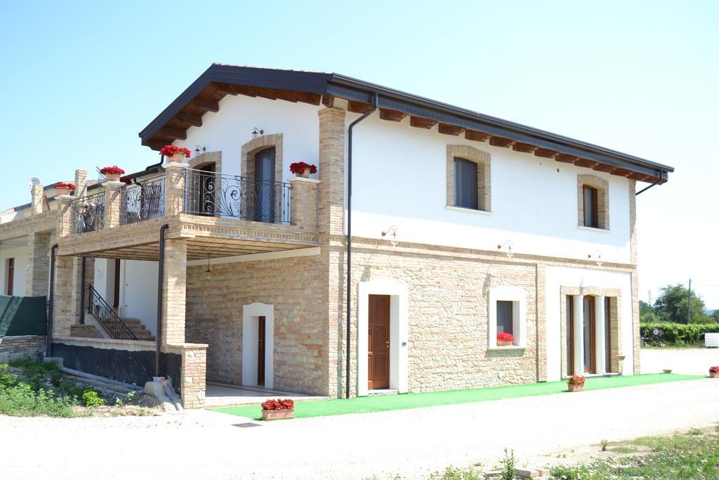 Agriturismo De Luca Mozzagrogna Exterior foto